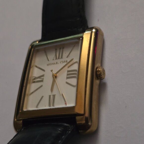 Michael Kors MK-2243 Rose Gold Watch Roman Numeral Leather Crocodile Band - Picture 6 of 7